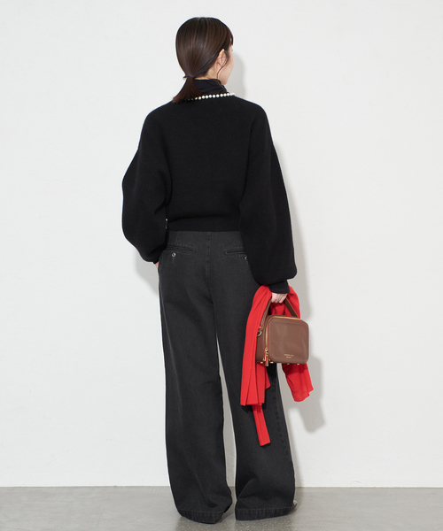 SLOBE IENA(スローブイエナ)の「《4サイズ展開》LEDENIM BLUR TUCK TROUSERデニム(デニムパンツ・レディース・ブラック/ブルー・40/38/36/34)」の14枚目の写真