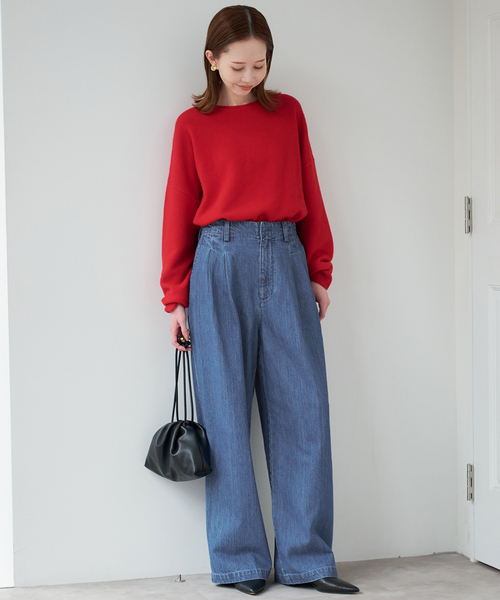 SLOBE IENA(スローブイエナ)の「《4サイズ展開》LEDENIM BLUR TUCK TROUSERデニム(デニムパンツ・レディース・ブラック/ブルー・40/38/36/34)」の11枚目の写真