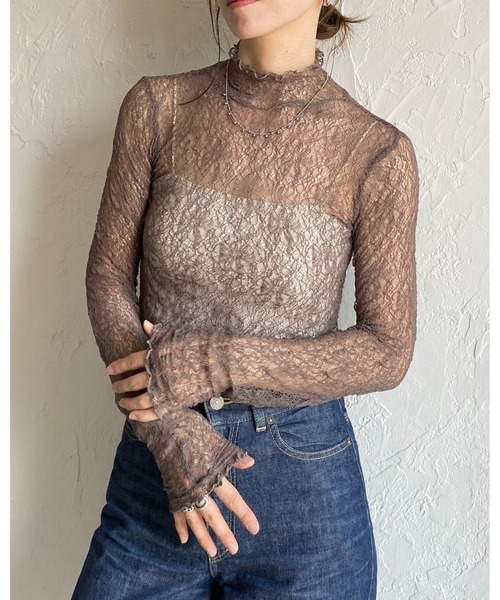 She's Closet(シーズクローゼット)の「長袖ハイネック透かし編みストレッチレースシアートップス(Tシャツ/カットソー・レディース・スモークピンク/ブラウン系その他/ブラック/ホワイト・FREE)」の10枚目の写真