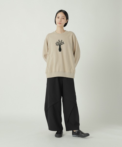 ZUCCa（ズッカ）の「フラワー刺繍スウェット / スウェット（スウェット・レディース・ベージュ/オレンジ/ブラック・M size）」の6枚目の写真