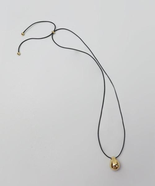 ieLS（イエルズ）の「金属アレルギー対応「ieLS」ステンレス　ドロップトップコードネックレス（ネックレス・レディース・シルバー/ゴールド・ONE SIZE）」の4枚目の写真