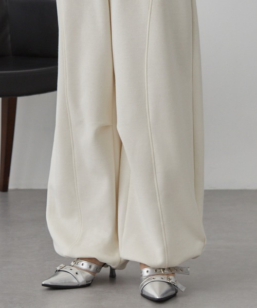 nui nullu(ヌイヌル)の「【nui nullu】2WAYワイドスウェットカーブパンツ<セットアップ対応>(スウェットパンツ・レディース・ライトグレー/アイボリー/ブラック/グレー/ブラウン/ピンク・S/M/L)」の16枚目の写真
