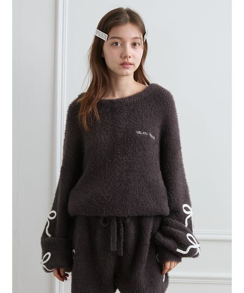 【即完売品】gelato piqueジェラピケ リボンルームウェアセットアップ gelato pique（ジェラートピケ）の「リボンフェザーロンパース（ルーム