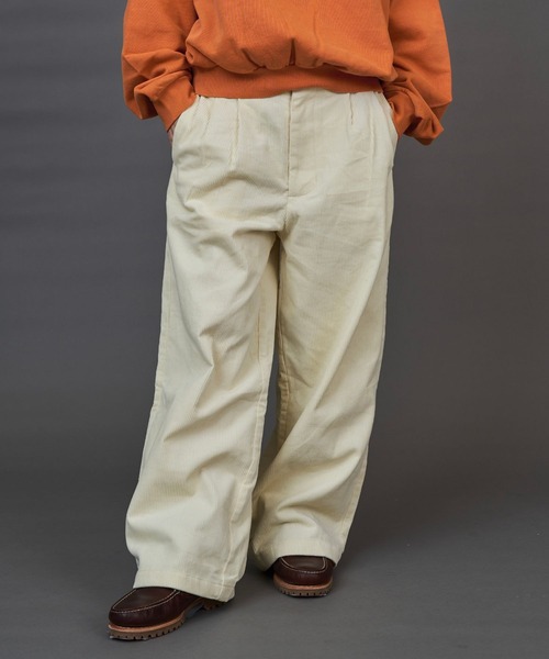 CIASU（シアス）の「コーデュロイストレートスラックス（スラックス・メンズ・ブラック/ブラウン/アイボリー・MEDIUM/LARGE）」の7枚目の写真