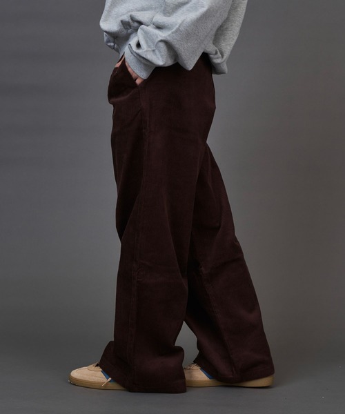 CIASU（シアス）の「コーデュロイストレートスラックス（スラックス・メンズ・ブラック/ブラウン/アイボリー・MEDIUM/LARGE）」の4枚目の写真