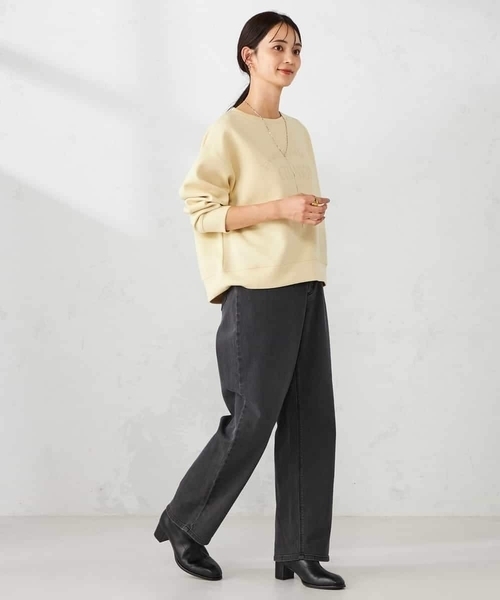 a.v.v(アーヴェヴェ)の「刺繍ロゴショートダンボールスウェット(スウェット・レディース・ネイビー/クリーム/グレー系その他・40/38/36)」の4枚目の写真