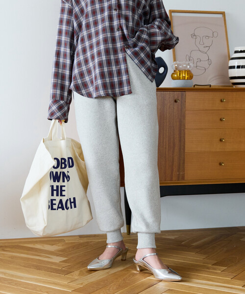 FREAK'S STORE（フリークスストア）の「限定展開　ニット ジョガー イージーパンツ（その他パンツ・レディース・ブルー/チャコールグレー/杢グレー/ナチュラル/ブラック/ダークブラウン/ライトグレー・SMALL/MEDIUM）」の11枚目の写真