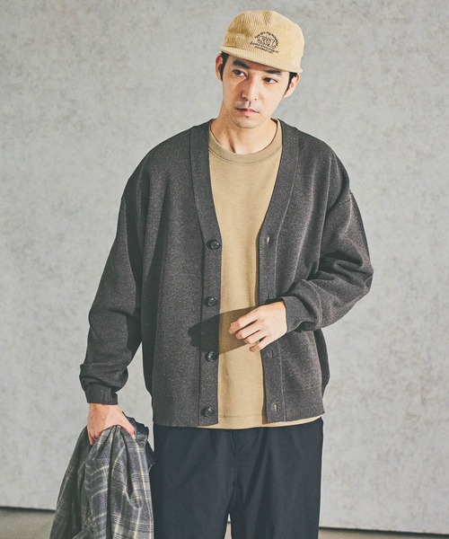 BAYFLOW(ベイフロー)の「カラー刺繍コーデュロイCAP(キャップ・メンズ・ベージュ/ネイビー/カーキ・FREE)」の6枚目の写真