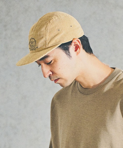 BAYFLOW(ベイフロー)の「カラー刺繍コーデュロイCAP(キャップ・メンズ・ベージュ/ネイビー/カーキ・FREE)」の8枚目の写真
