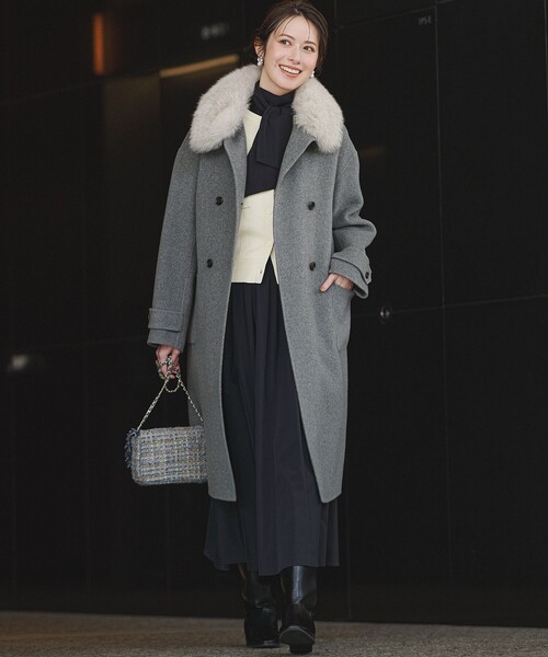 23区(ニジュウサンク)の「リアルファー ティペット(マフラー・レディース・ベージュ系/ブラウン系・F)」の3枚目の写真