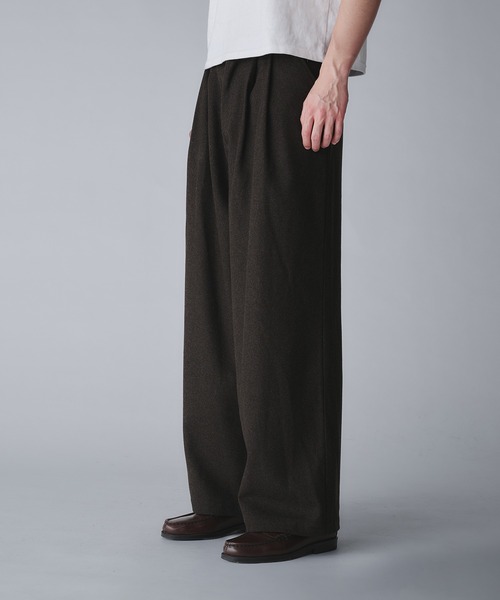 2tuck wide straight slacks/ツータックワイドストレートスラックス
