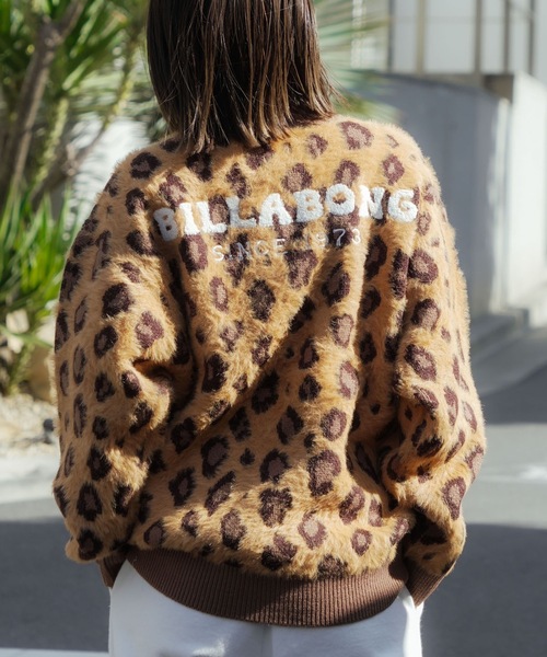 BILLABONG(ビラボン)の「BILLABONG レディース LEOPARD JQ CREW SWEA セーター 【2025年秋冬モデル】 @autumn/ビラボンバックロゴプリントヒョウ柄ジャガードクルーニットセーター(ニット/セーター・レディース・ブラック/ブラウン系その他/アイボリー・MEDIUM)」の3枚目の写真