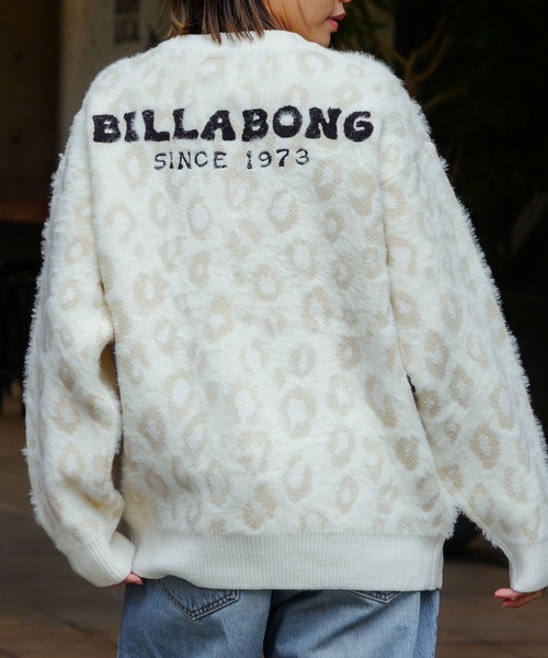 BILLABONG(ビラボン)の「BILLABONG レディース LEOPARD JQ CREW SWEA セーター 【2025年秋冬モデル】 @autumn/ビラボンバックロゴプリントヒョウ柄ジャガードクルーニットセーター(ニット/セーター・レディース・ブラック/ブラウン系その他/アイボリー・MEDIUM)」の2枚目の写真