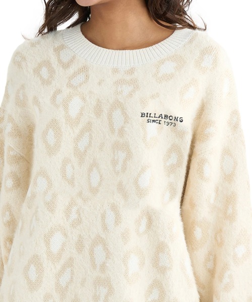 BILLABONG(ビラボン)の「BILLABONG レディース LEOPARD JQ CREW SWEA セーター 【2025年秋冬モデル】 @autumn/ビラボンバックロゴプリントヒョウ柄ジャガードクルーニットセーター(ニット/セーター・レディース・ブラック/ブラウン系その他/アイボリー・MEDIUM)」の5枚目の写真