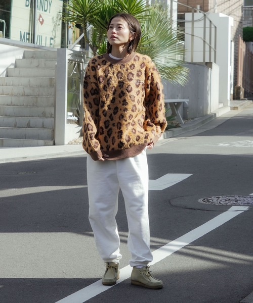 BILLABONG(ビラボン)の「BILLABONG レディース LEOPARD JQ CREW SWEA セーター 【2025年秋冬モデル】 @autumn/ビラボンバックロゴプリントヒョウ柄ジャガードクルーニットセーター(ニット/セーター・レディース・ブラック/ブラウン系その他/アイボリー・MEDIUM)」の18枚目の写真