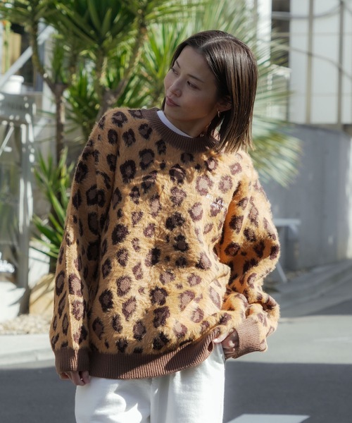 BILLABONG(ビラボン)の「BILLABONG レディース LEOPARD JQ CREW SWEA セーター 【2025年秋冬モデル】 @autumn/ビラボンバックロゴプリントヒョウ柄ジャガードクルーニットセーター(ニット/セーター・レディース・ブラック/ブラウン系その他/アイボリー・MEDIUM)」の21枚目の写真