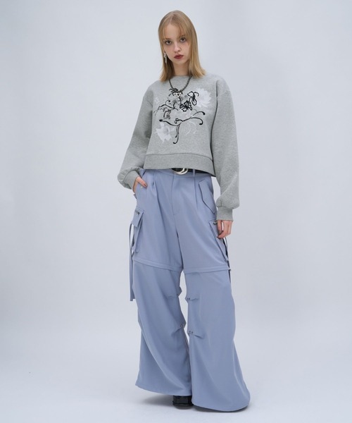 HARE(ハレ)の「Flowerシシュウスウェット(HARE)(スウェット・レディース・ブラック/ホワイト/レッド/グレー/ブラック系その他/グレー系その他・FREE)」の9枚目の写真