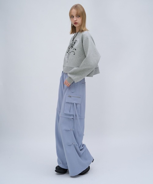 HARE(ハレ)の「Flowerシシュウスウェット(HARE)(スウェット・レディース・ブラック/ホワイト/レッド/グレー/ブラック系その他/グレー系その他・FREE)」の11枚目の写真