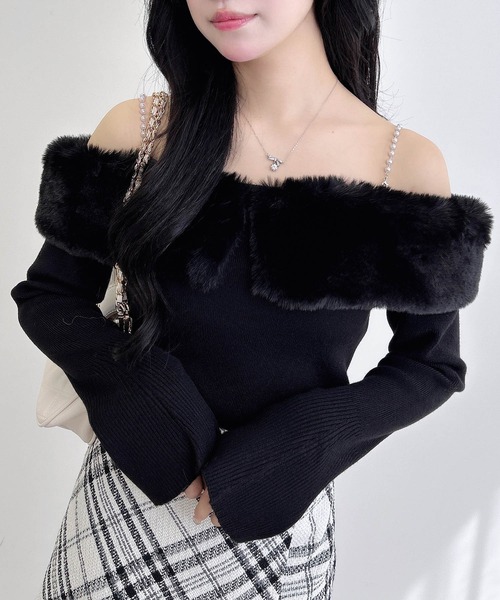 INGNI（イング）の「2Wayエコファーオフショルニット（ニット/セーター・レディース・ブラック/アイボリー/ブラウン/グレー・M）」の3枚目の写真