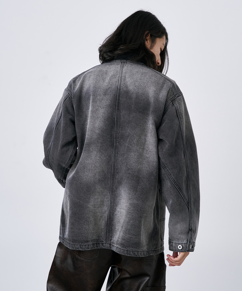 B.C STOCK(ベーセーストック)の「14oz フェード加工デニムカバーオール(カバーオール・メンズ・ブラック/ネイビー・MEDIUM/LARGE)」の6枚目の写真