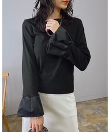 ベルスリーブ」に該当するレディースのTシャツ/カットソー（長袖