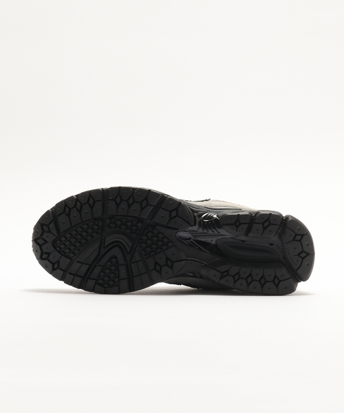 NEW BALANCE(ニューバランス)の「New Balance / ニューバランス U2002RAS(スニーカー・メンズ・グレー・27.5cm/28cm/26cm/27cm)」の4枚目の写真