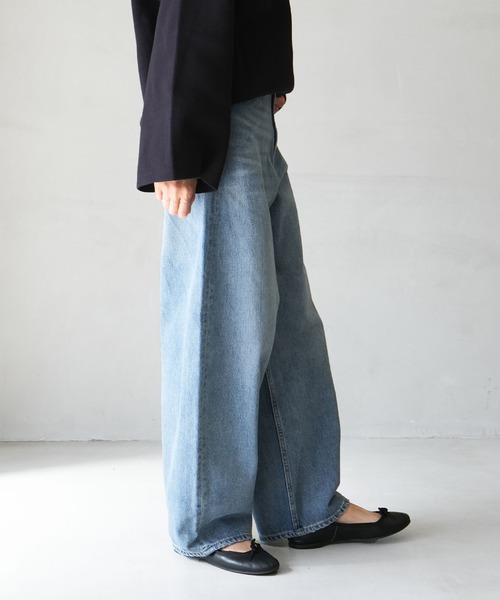SOLAMONAT(ソラモナ)の「5Pカーブジーンズ デニム(デニムパンツ・レディース・ライトブラック/ライトブルー・M)」の11枚目の写真