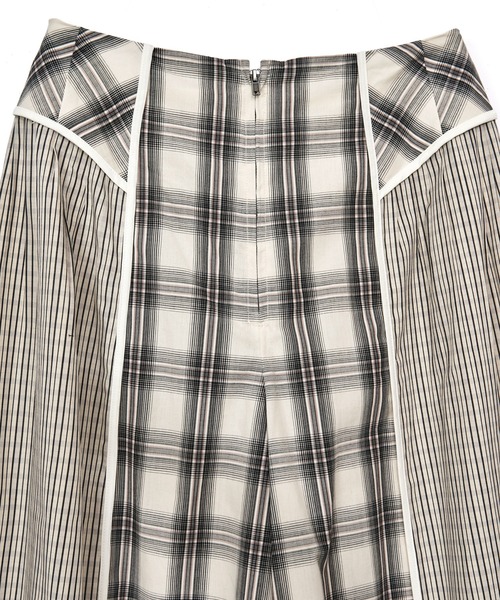AULA AILA(アウラアイラ)の「【セットアップ着用可】チェックコンビネーションワイドパンツ(その他パンツ・レディース・オフホワイト/ブラック/ライトブルー・0/1)」の10枚目の写真