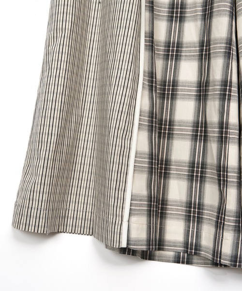 AULA AILA(アウラアイラ)の「【セットアップ着用可】チェックコンビネーションワイドパンツ(その他パンツ・レディース・オフホワイト/ブラック/ライトブルー・0/1)」の11枚目の写真