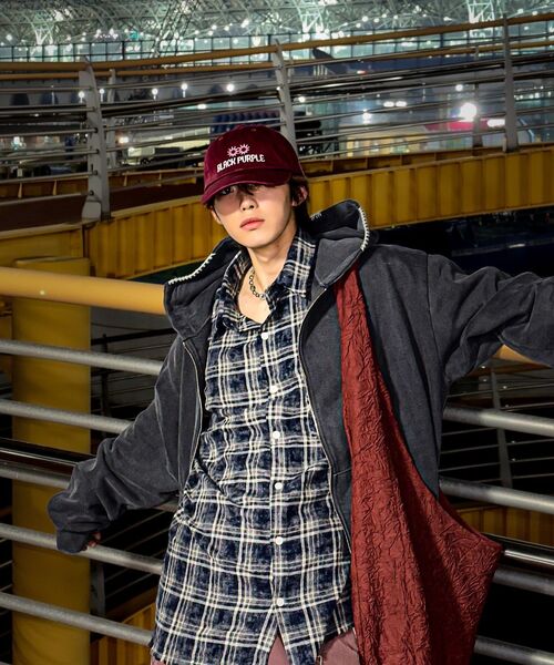 BLACKPURPLE(ブラックパープル)の「Stellar Ball Cap - Red(キャップ・メンズ・レッド・FREE)」の4枚目の写真