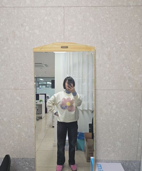 Fallett(ファレット)の「ブークルフラワースウェットアイボリー(スウェット・レディース・その他・LARGE/SMALL/MEDIUM)」の6枚目の写真