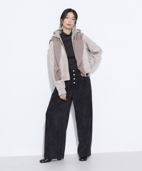 COMME CA Wardrobe（コムサワードローブ）の「ダンボールスエード調 パーカブルゾン（ブルゾン・レディース・カーキブラウン/グレイッシュベージュ/チャコール・FREE）」の11枚目の写真