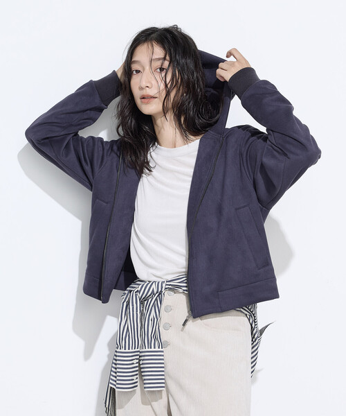 COMME CA Wardrobe（コムサワードローブ）の「ダンボールスエード調 パーカブルゾン（ブルゾン・レディース・カーキブラウン/グレイッシュベージュ/チャコール・FREE）」の16枚目の写真