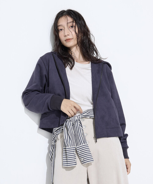 COMME CA Wardrobe（コムサワードローブ）の「ダンボールスエード調 パーカブルゾン（ブルゾン・レディース・カーキブラウン/グレイッシュベージュ/チャコール・FREE）」の17枚目の写真