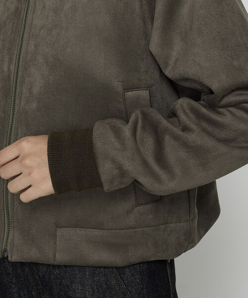 COMME CA Wardrobe（コムサワードローブ）の「ダンボールスエード調 パーカブルゾン（ブルゾン・レディース・カーキブラウン/グレイッシュベージュ/チャコール・FREE）」の4枚目の写真