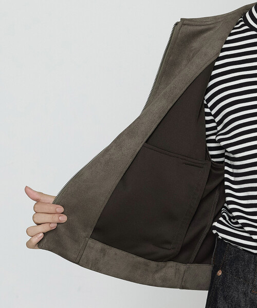 COMME CA Wardrobe（コムサワードローブ）の「ダンボールスエード調 パーカブルゾン（ブルゾン・レディース・カーキブラウン/グレイッシュベージュ/チャコール・FREE）」の6枚目の写真