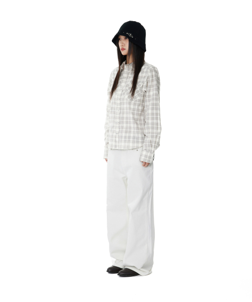 AAKAM(アーカム)の「Multi Studded Cotton Pants (White)(デニムパンツ・レディース・その他・2/3/1)」の8枚目の写真