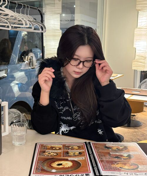 FLAREUP(フレアアップ)の「Button Up Lace Hoodie (FL-148_Gray)(パーカー・レディース・グレー・OS)」の12枚目の写真