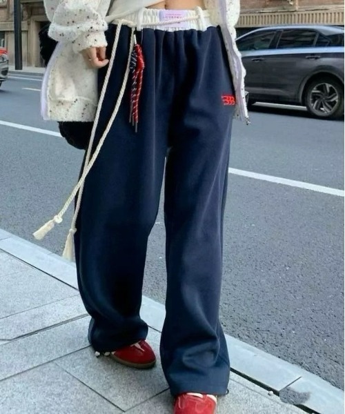 SEN TOKYO(セントーキョー)の「ウエストコード付きイージーパンツ(スウェットパンツ・レディース・ネイビー/グレー/ブラック・SMALL/MEDIUM)」の9枚目の写真