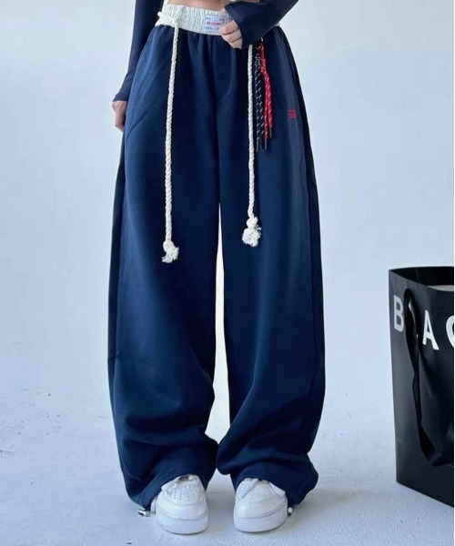 SEN TOKYO(セントーキョー)の「ウエストコード付きイージーパンツ(スウェットパンツ・レディース・ネイビー/グレー/ブラック・SMALL/MEDIUM)」の12枚目の写真