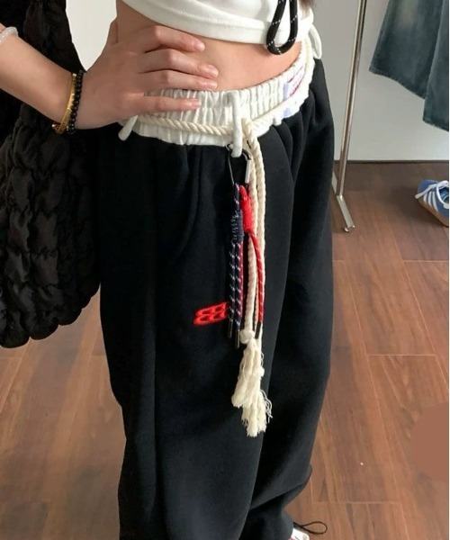 SEN TOKYO(セントーキョー)の「ウエストコード付きイージーパンツ(スウェットパンツ・レディース・ネイビー/グレー/ブラック・SMALL/MEDIUM)」の15枚目の写真