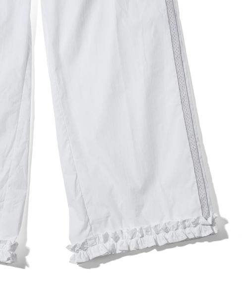 YOUHEE（ユヒ）の「RUFFLE DETAILED BANDING PANTS WHITE（スウェットパンツ・レディース・その他・FREE）」の7枚目の写真