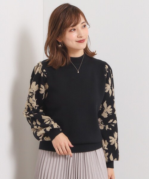 ITS'DEMO（イッツデモ）の「【手洗い可】花柄ジャカード袖ニット（ニット/セーター・レディース・ベビーピンク/ブラウン系/ブラック/オフホワイト・00）」の7枚目の写真