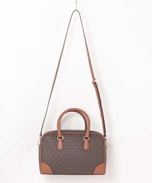 MICHAEL KORS(マイケルコース)の「THOMPSON サッチェル ミディアム - MKシグネチャー(ハンドバッグ・レディース・ブラウン・FREE)」の2枚目の写真