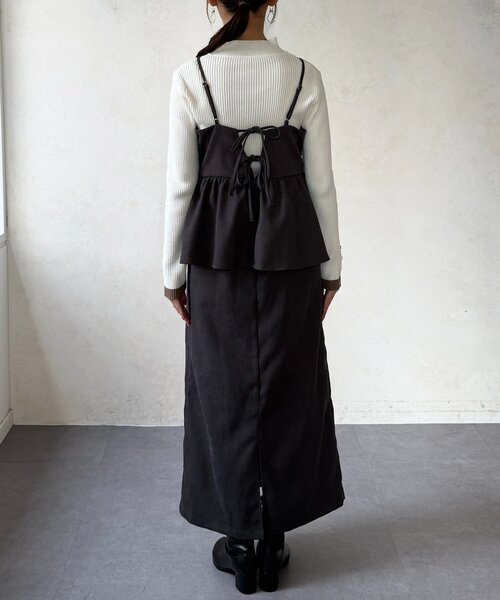 Chez toi(シェトワ)の「キャミペプラム×ナロースカート(つなぎ/オールインワン・レディース・ベージュ/チャコールグレー/ブラウン・FREE)」の8枚目の写真