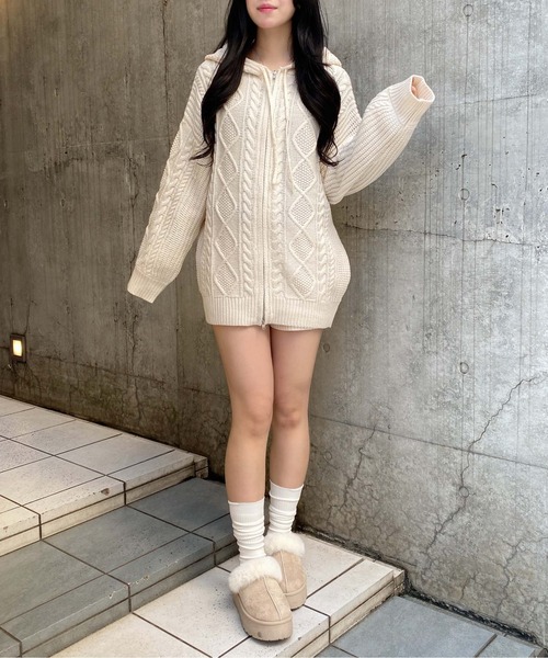 INGNI（イング）の「【WEB限定】ケーブルニットショートパンツ（その他パンツ・レディース・グレー/アイボリー/ブラック/ベージュ・FREE）」の13枚目の写真