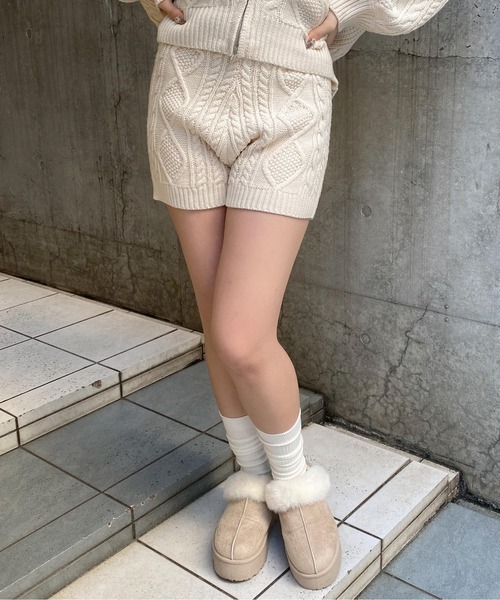 INGNI（イング）の「【WEB限定】ケーブルニットショートパンツ（その他パンツ・レディース・グレー/アイボリー/ブラック/ベージュ・FREE）」の11枚目の写真