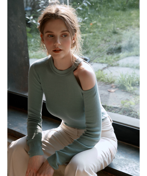 LENINA(レニーナ)の「THEA cutout knit top_MINT(ニット/セーター・レディース・ミント・FREE)」の2枚目の写真