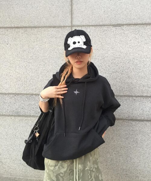 MASSNOUN(マスノウン)の「トゥイッグロゴオーバーサイズフードパーカーMFFHD001-DG(パーカー・レディース・その他・LARGE/MEDIUM)」の22枚目の写真