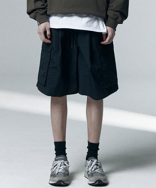 NOT4NERD(ノットフォーナード)の「Nylon Big Pocket Wide Shorts - Black(その他パンツ・レディース・その他・MEDIUM/LARGE)」の1枚目の写真